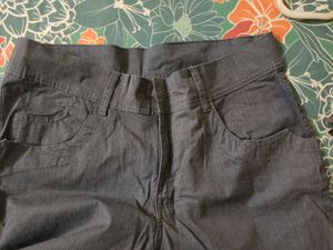 New 3/4th Cotton Pant -grey