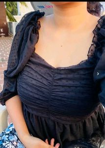 Black sheer A line top🫶🏻💋
