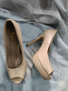 Cartlon London Heels