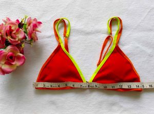 Shein : Bright Red Top
