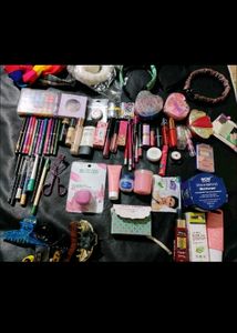 3 random products