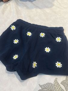 Daisy Print Navy Blue Shorts