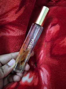 Enchantia Eau de Parfum by health and glow
