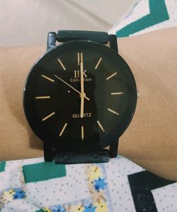 Women's  Analog Watch. Like New. Good Condition.