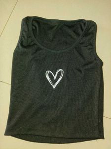 👉 “Trendy Black Heart Print Crop Top for Women |