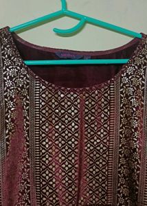 Elegant Velvet Kurta with Gold Print