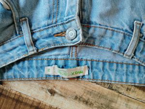 Light Wash Wide Leg Jeans
