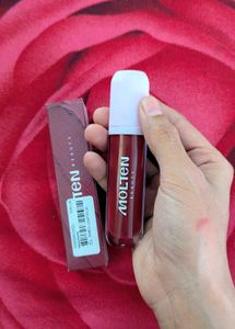 Molten Beauty velvet blue lip &amp; cheek tint