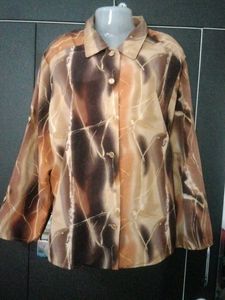 Stylish Printed Button-Up Shirt