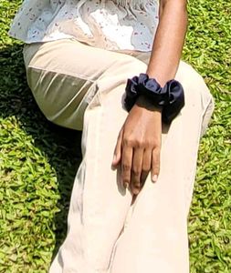 Beige Jeans