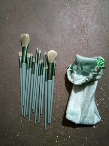 Face Makeup Brushes