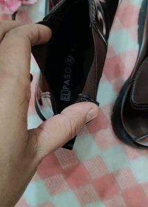 Stylish Brown Chelsea Boots