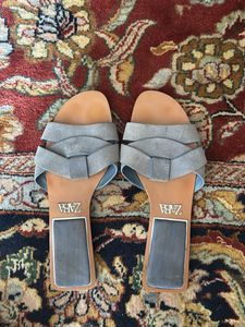 ZARA FLATS
