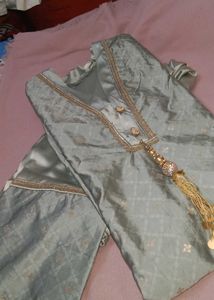 Elegant Grey Kurta Set with Palazzo Pants
