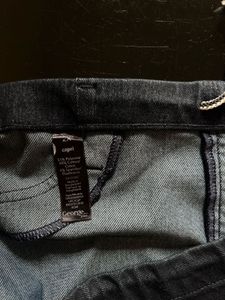 Dark Wash Cropped Jeans