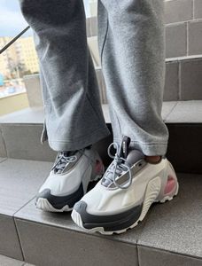Adidas Wonder Edge Runner Grey Pink