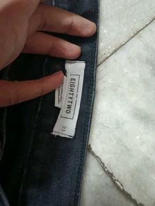 black jean