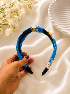 Blue Floral Printed Headband🩵⚡