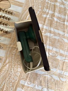 Portable Mini Steam Iron