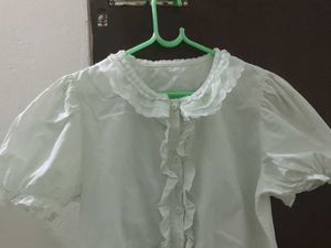 mint green top