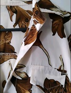 Beautiful White 🤍 And Brown 🤎 Top