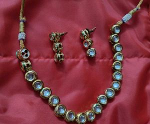 Kundan Necklace and Earring Set