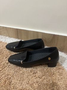 Chic Black Croc Embossed Block Heels