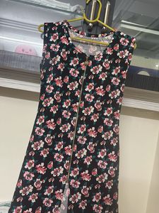 Floral Kurti In Slit Cut pattern