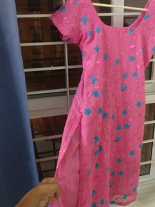 Size XS Pink and Blue Floral Kurta