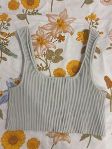 Ribbed Cropped Tank Top