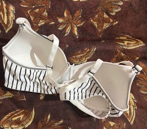 Clovia Printed Padded Full Cup Wire Free bra
