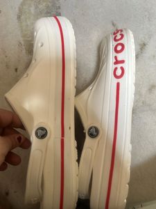 White Casual Clogs - Comfortable &amp; Stylish