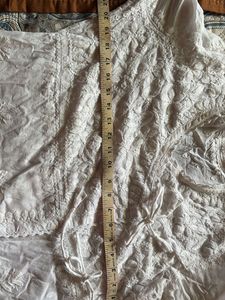 Elegant White Chikankari Kurta