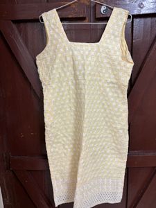 Chic Yellow Embroidered Sleeveless kurta