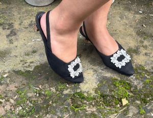 Stunning Fuchsia Slingback Heels with Embellishmen