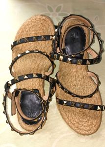 H&amp;M Studded Black Flat Sandals