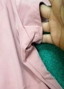 brand new👌😻📣Cropped top free size no 45