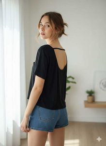 Black Top with Open Back🖤