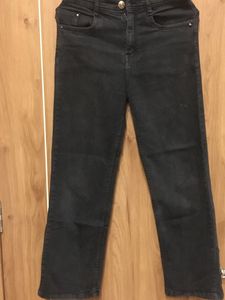 Black Straight Denim.