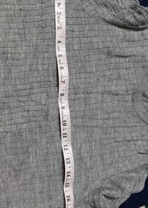 Gray Knit Pullover Sweater semi woolen