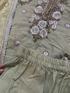 Embellished Kurta Set