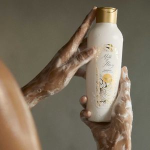 Oriflame Milk &amp; Honey Shower Cream