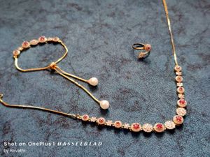 Necklace Set