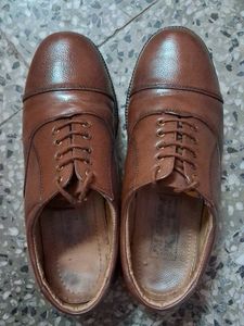 Classic Brown Leather Oxford Shoes