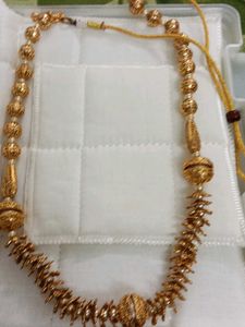 Elegant Gold-Tone Necklace &amp; Earring Set