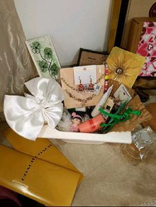 CHEAPEST GIFT BOX 🦩💐