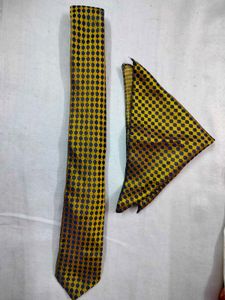 Valancya Tie &amp; Cufflink Set