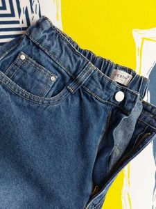 Stylish Ripped Blue Jeans