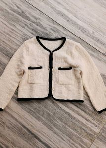 Classic Tweed Cropped Jacket with black border