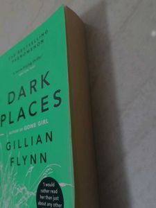 Dark Places by Gillian Flynn